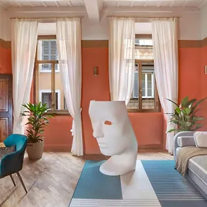 luxury-trevi-house.it-romehotels.com/